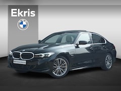 BMW 3-serie - Sedan 320e Trekhaak / Hifi / Schuif- Kanteldak / Stoelverwarming