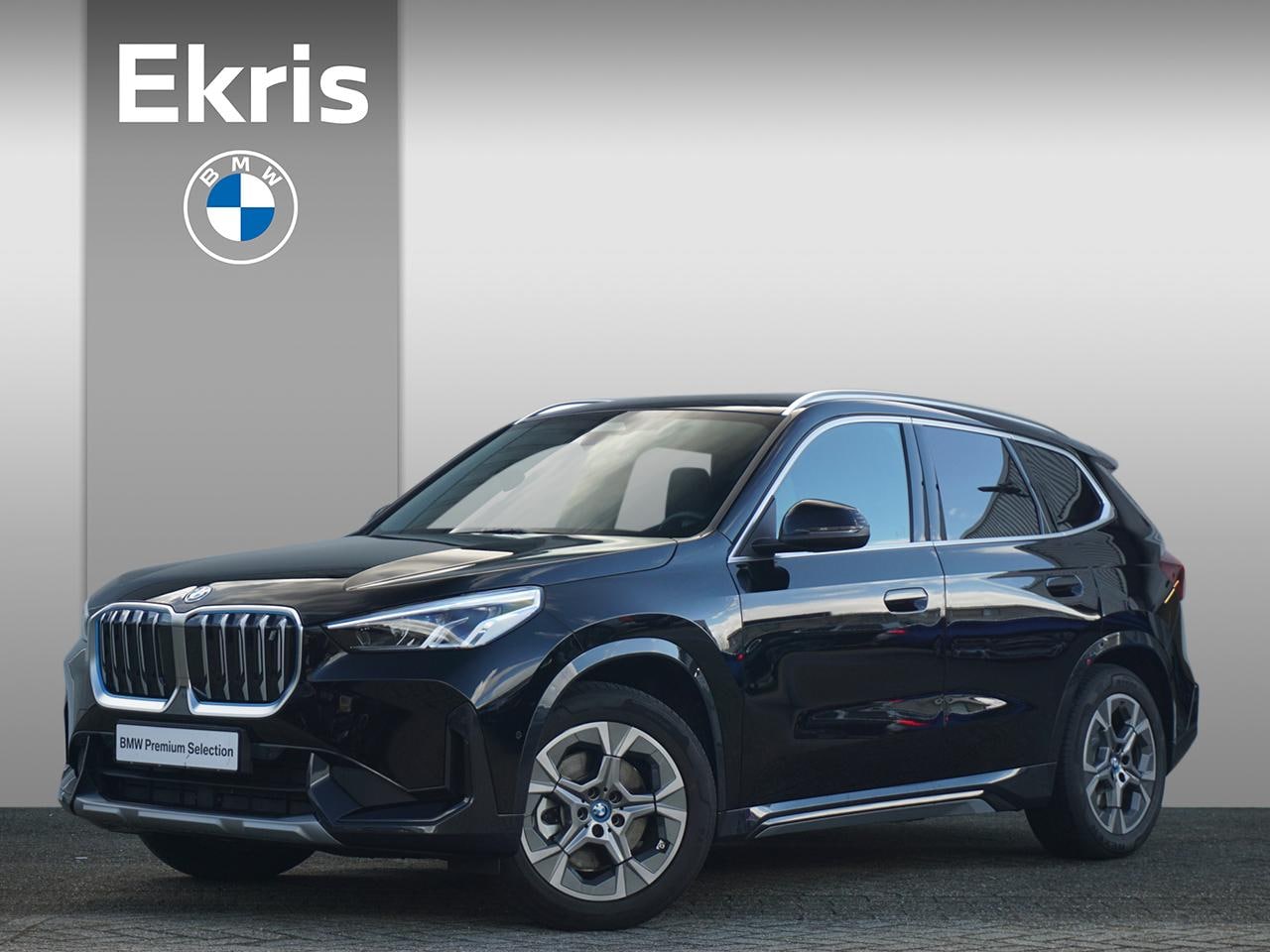 BMW iX1 - xDrive30 xLine Adaptief M onderstel / Parking Assistant / Sportstoelen | Showroom Sale - AutoWereld.nl