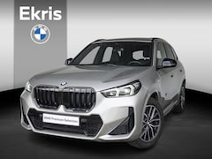 BMW X1 - 18i sDrive Aut. / Achteruitrijcamera / Comfort Acces/ Harman Kardon / Elektrische trekhaak