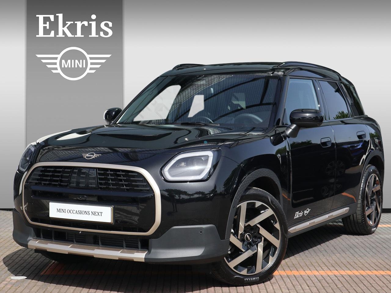 MINI Countryman - 1.5 C Favoured Pakket L Driving Assistant Plus / Panoramadak / Harman Kardon | Showroom Sa - AutoWereld.nl