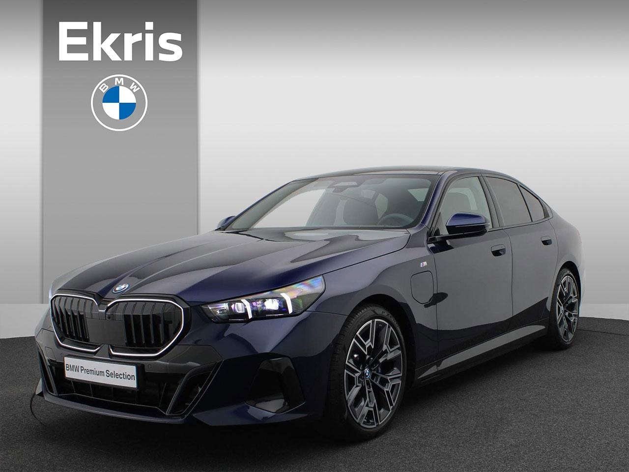 BMW 5-serie - Sedan 530e M Sportpakket Pro | Innovation Pack | Travel Pack / Panoramadak / Harman Kardon - AutoWereld.nl