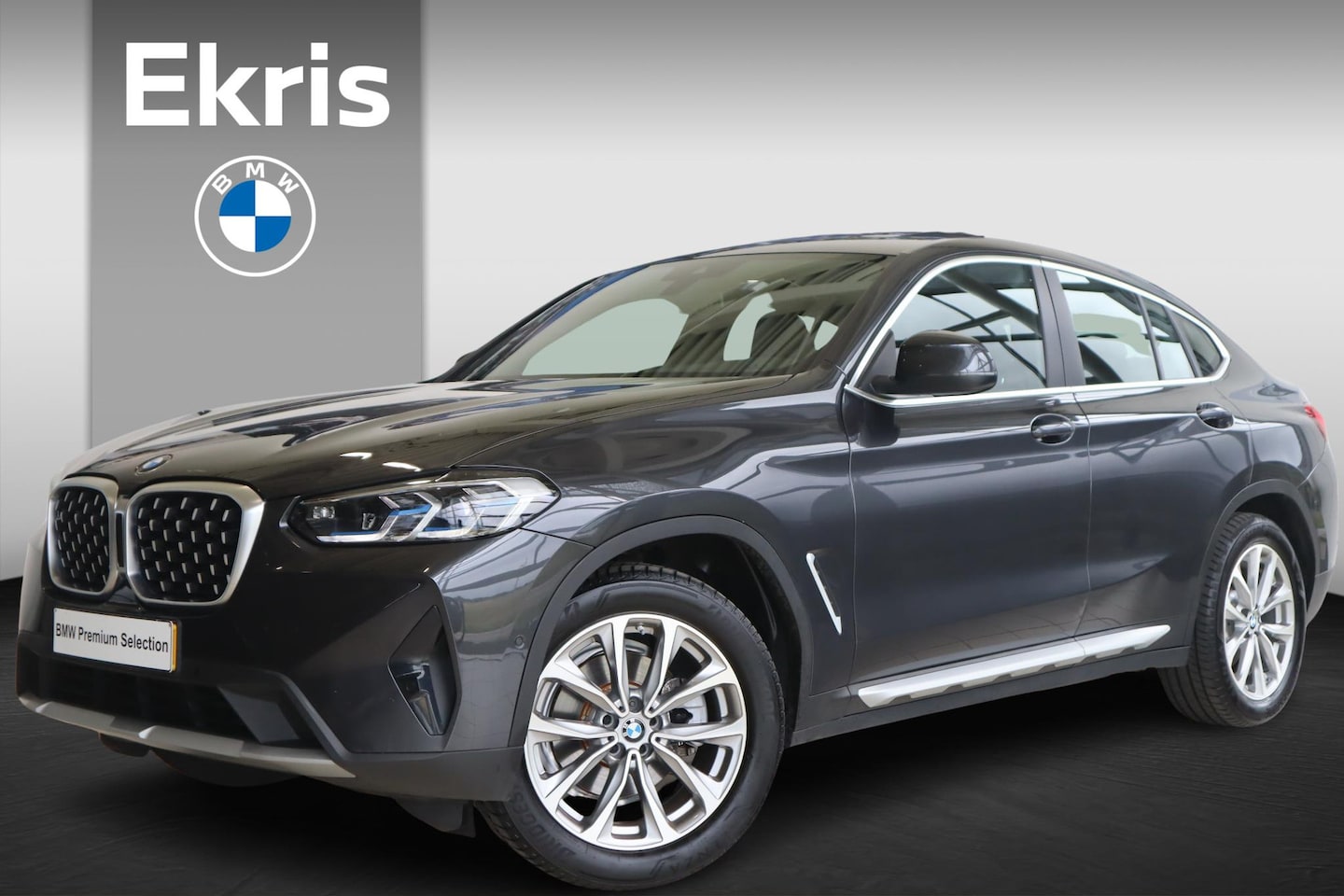 BMW X4 - xDrive20i Business Edition Plus / Panoramadak / Stuurwielverwarming / Ambient Air | Showro - AutoWereld.nl