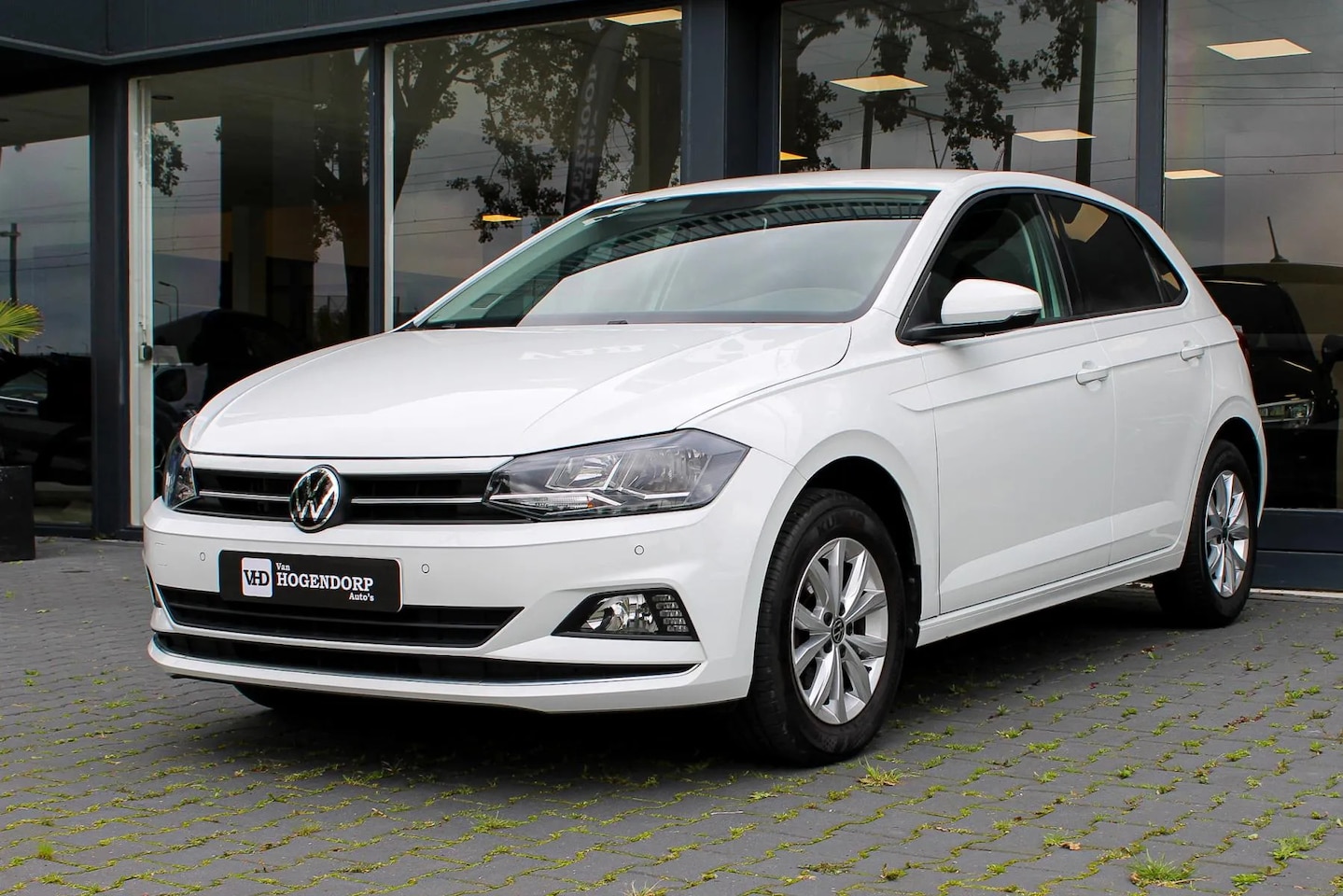 Volkswagen Polo - 1.0 TSI HIGHLINE CARPLAY DSG7 110PK - AutoWereld.nl