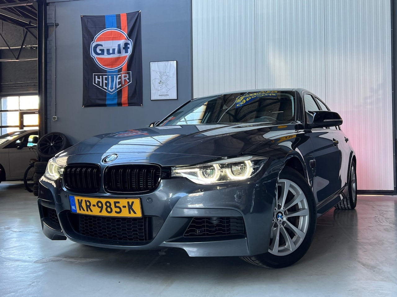 BMW 3-serie - 330e Centennial Executive | Cruise + Clima + Navi | - AutoWereld.nl