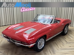 Chevrolet Corvette Convertible - C2 Sting Ray / 1963 / 340 PK / Matching #'s / 4-Speed Manual / Kelsey Hayes Knock Off / 32