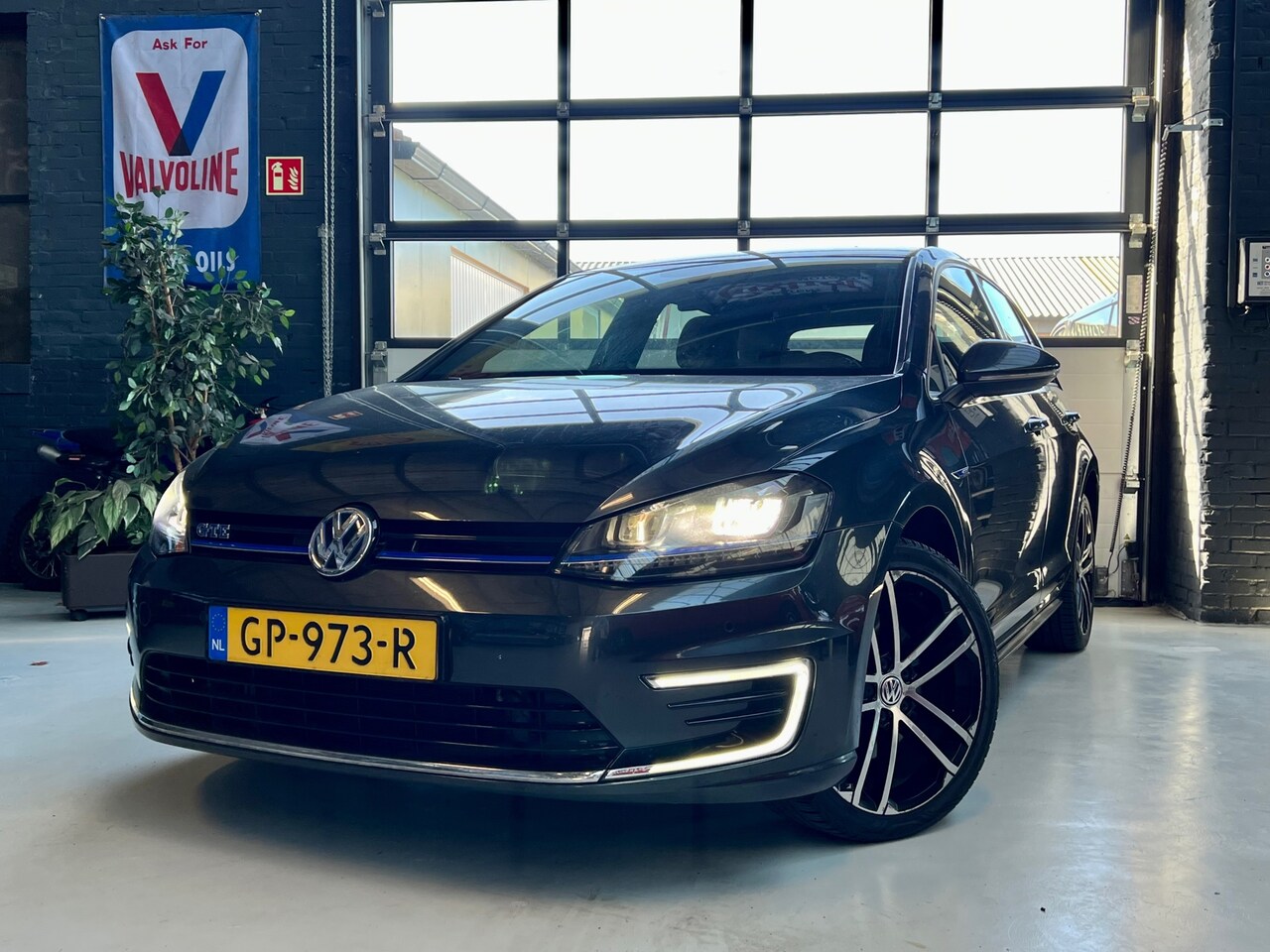 Volkswagen Golf - 1.4 TSI GTE 1.4 TSI GTE - AutoWereld.nl