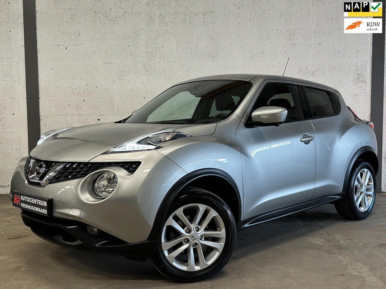 Nissan Juke - 1.2 DIG-T S/S N-Connecta Navi|360|Blindspot|Cruise|Dealer Onderhouden !! - AutoWereld.nl