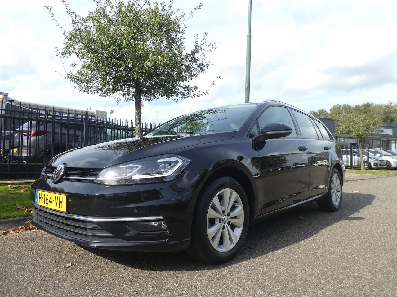 Volkswagen Golf Variant - 1.0 TSI 115pk Comfottline Buss Clima Navi Mooi - AutoWereld.nl