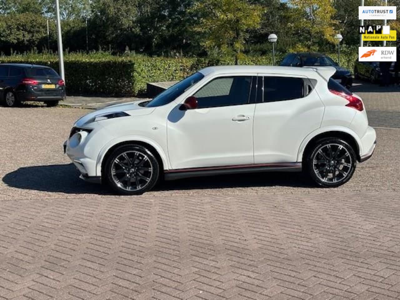 Nissan Juke - 1.6 Turbo NISMO 1.6 Turbo NISMO,bj.2014|kleur:parelmoer|200 PK|navigatie|NAP met 150468 km|APK 08/2025|alc - AutoWereld.nl