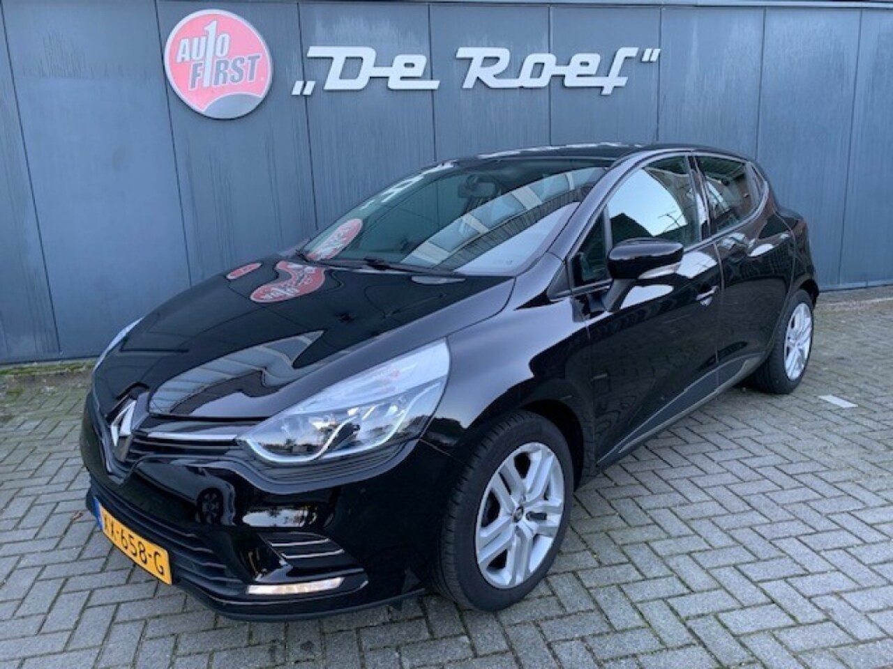 Renault Clio - 0.9 TCE ZEN  CRUISE NAVI - AutoWereld.nl