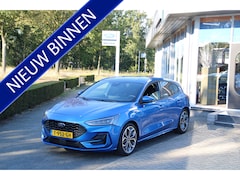 Ford Focus - 1.0 EcoBoost 155pk Hybrid ST Line X Automaat 18"LM NAVI SYNC 4 PDC CAMERA WINTERPACK