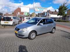 Volkswagen Polo - 1.6-16V Optive