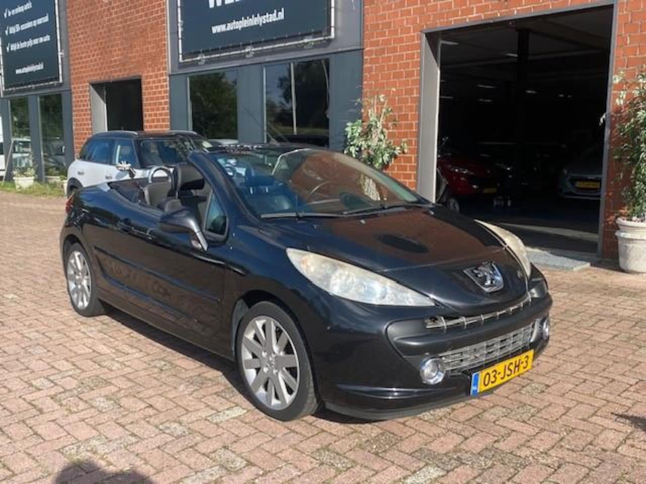 Peugeot 207 CC - 1.6-16V T Sport LEER - AutoWereld.nl