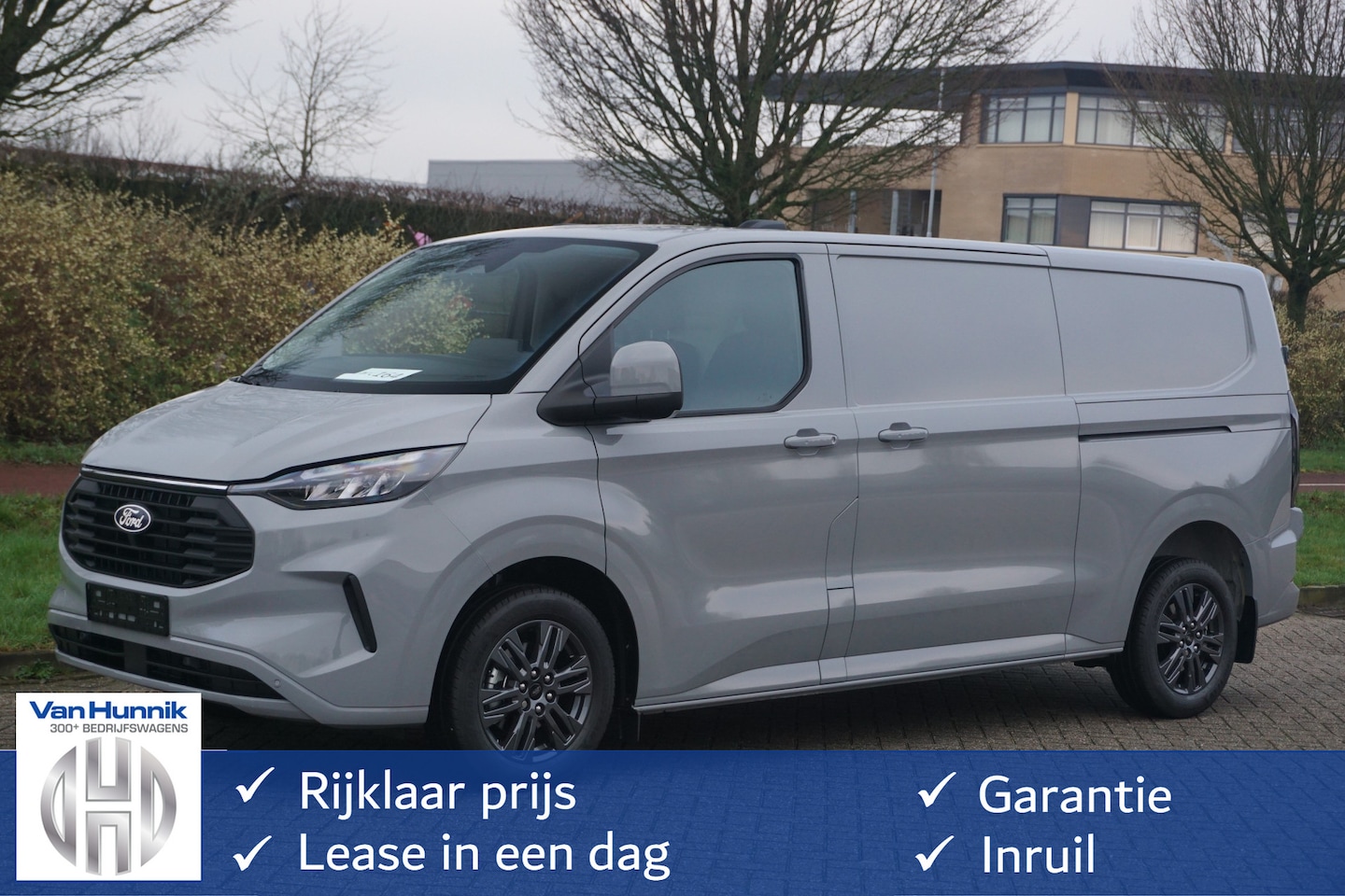 Ford Transit Custom - 320L 170PK Aut. Limited MY2024 13" Navi, Adap. Cruise, Camera, 17" LM, LED, 2x Schuifdeur! - AutoWereld.nl