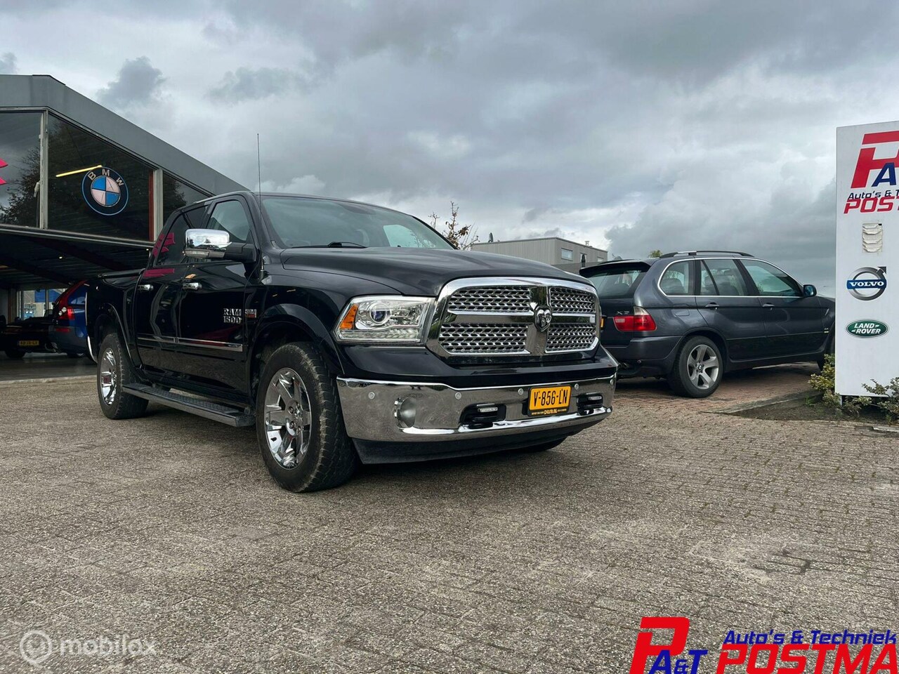 Dodge Ram 1500 - 4X4 5.7 V8 4x4 Crew Cab 5'7 Laramie - AutoWereld.nl