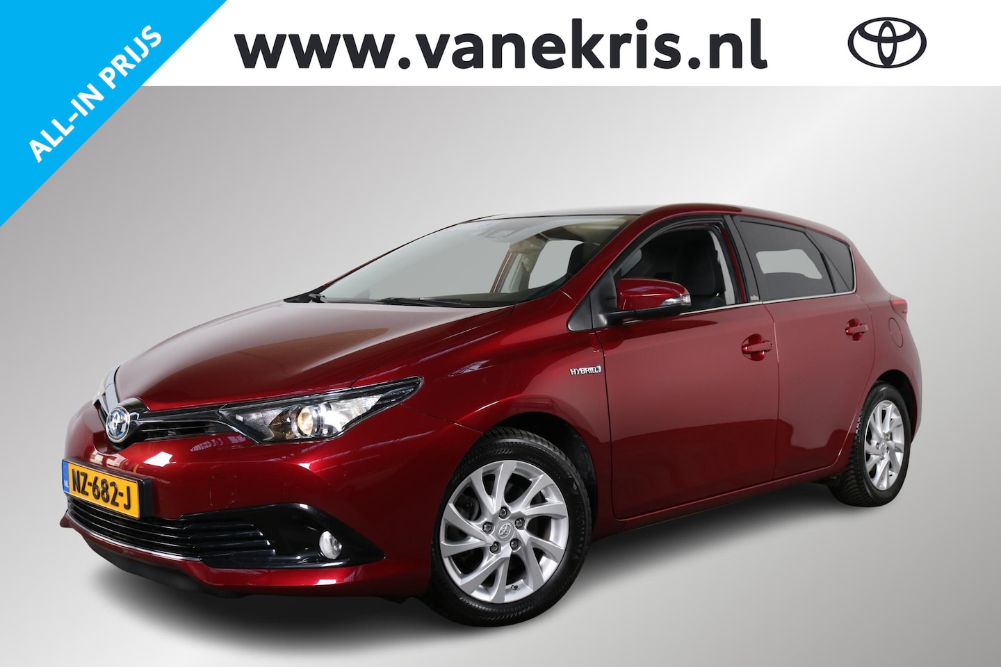 Toyota Auris - 1.8 Hybrid Volcano Edition 1.8 Hybrid Volcano Edition, Pano-dak, Trekhaak , Navi, DAB radio, NL Auto - AutoWereld.nl