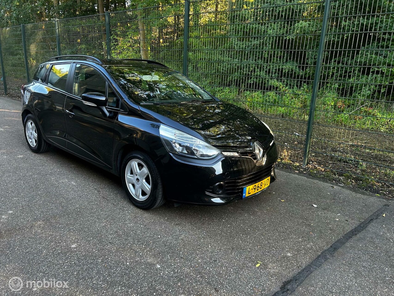 Renault Clio Estate - 1.2-16V Collection 1.2 16V collection - AutoWereld.nl