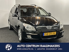 Hyundai i30 CW - 1.6i i-Catcher LEDER CLIMATE CONTROL 17 INCH LM ZEER MOOI LOCATIE 1001