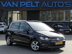 Volkswagen Golf Sportsvan - 1.2 TSI 110PK Highline / Carplay / Camera / Navi