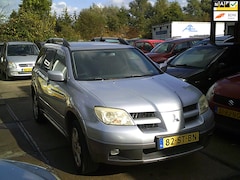 Mitsubishi Outlander Sport - 2.4 Intense 4WD airco elek pak nap apk