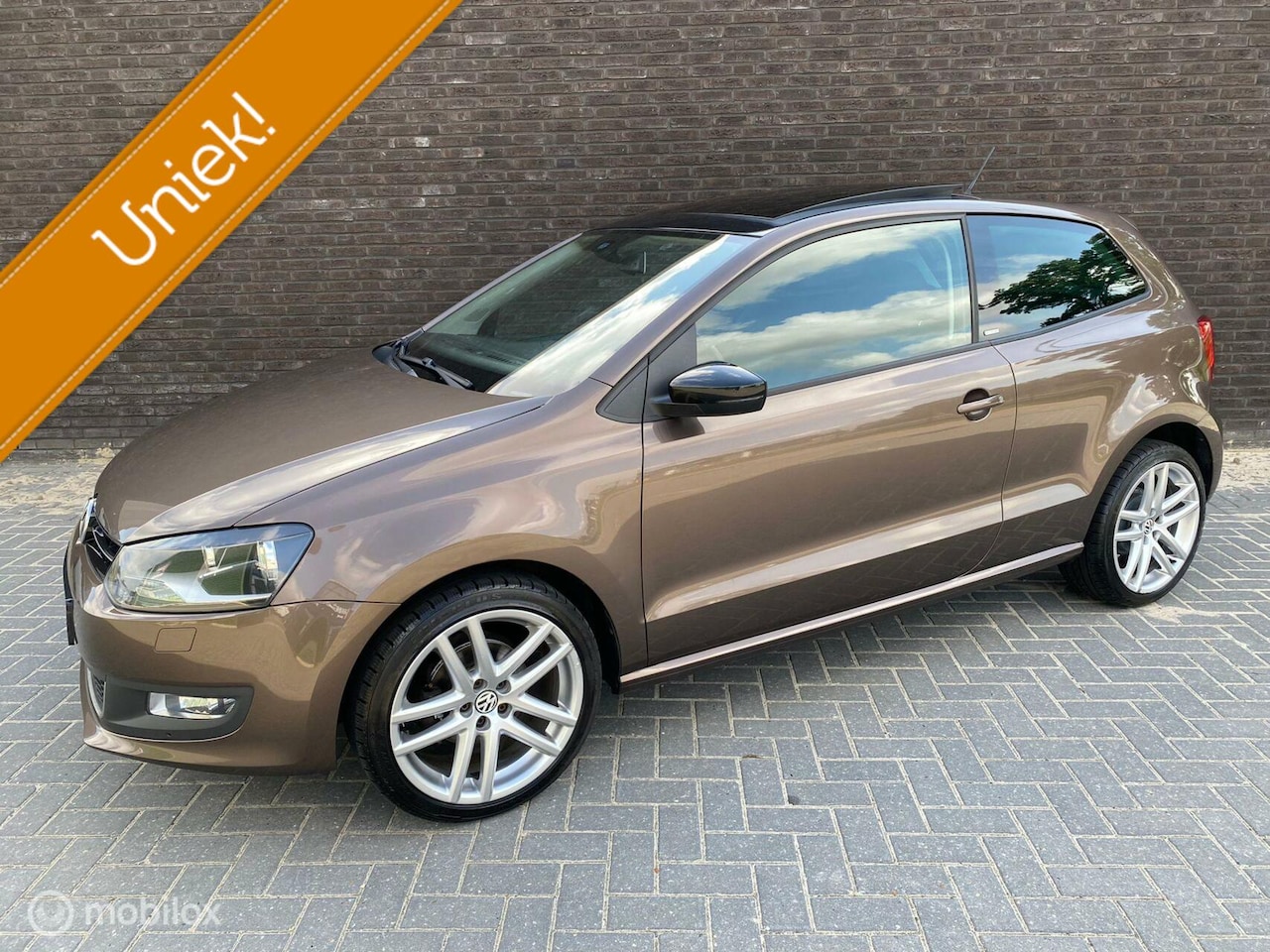 Volkswagen Polo - 1.2 Style|2011|Airco|Panorama|2X Sleutel| - AutoWereld.nl