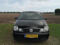 Volkswagen Polo - 1.2