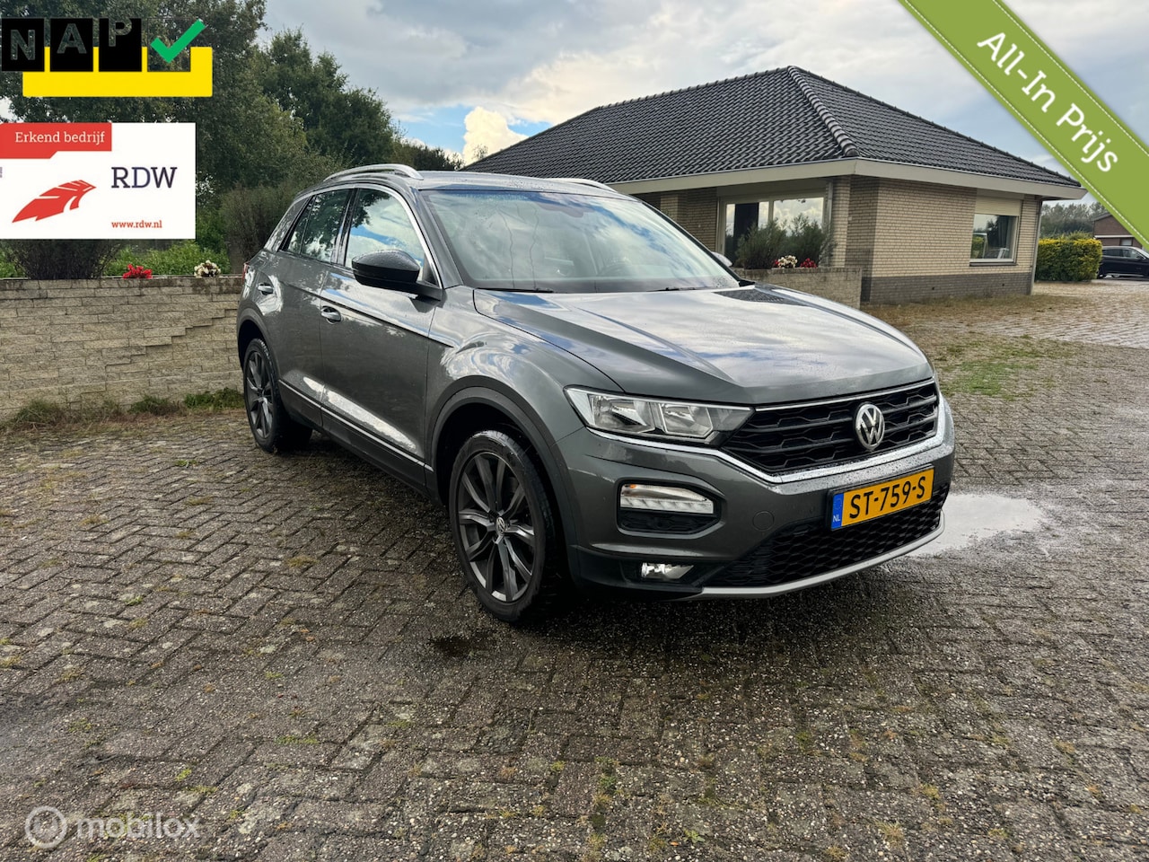 Volkswagen T-Roc - 1.0 TSI Style | Virtual | ACC | Carplay - AutoWereld.nl