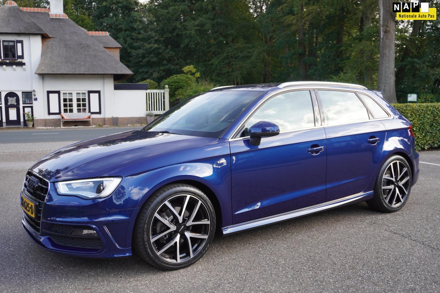 Audi A3 Sportback - 1.4 TFSI Ambition Sport Edition 3X S-Line - AutoWereld.nl