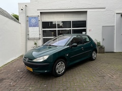 Peugeot 206 - 1.1 XR 5Drs/Airco/Elect.ramen