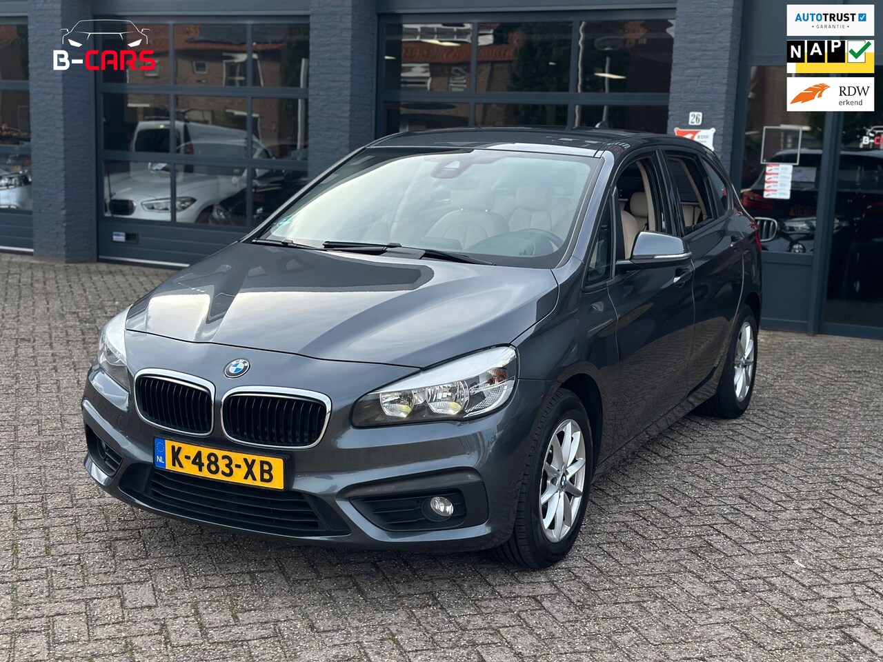 BMW 2-serie Active Tourer - 218i M Sport LEER|NAVI|STOELVW|PDC|NAP|NIEUWSTAAT!! - AutoWereld.nl