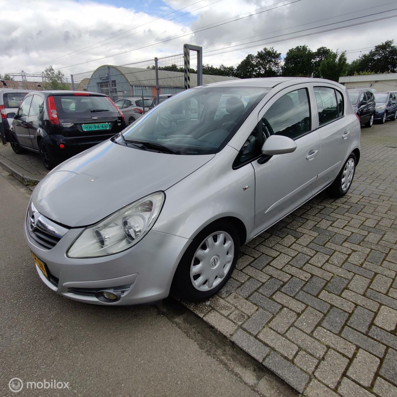 Opel Corsa - 1.2-16V Enjoy 1.2-16V Enjoy, Nieuw APK bij aflevering - AutoWereld.nl