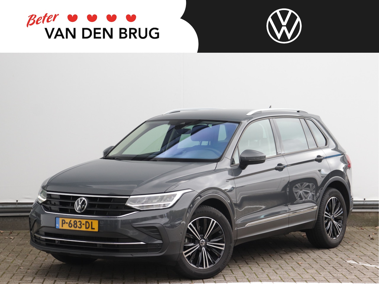 Volkswagen Tiguan - 1.5 TSI Active 150pk Automaat | Camera | Navigatie | LED | Dodehoekdetectie | Stoel- en St - AutoWereld.nl