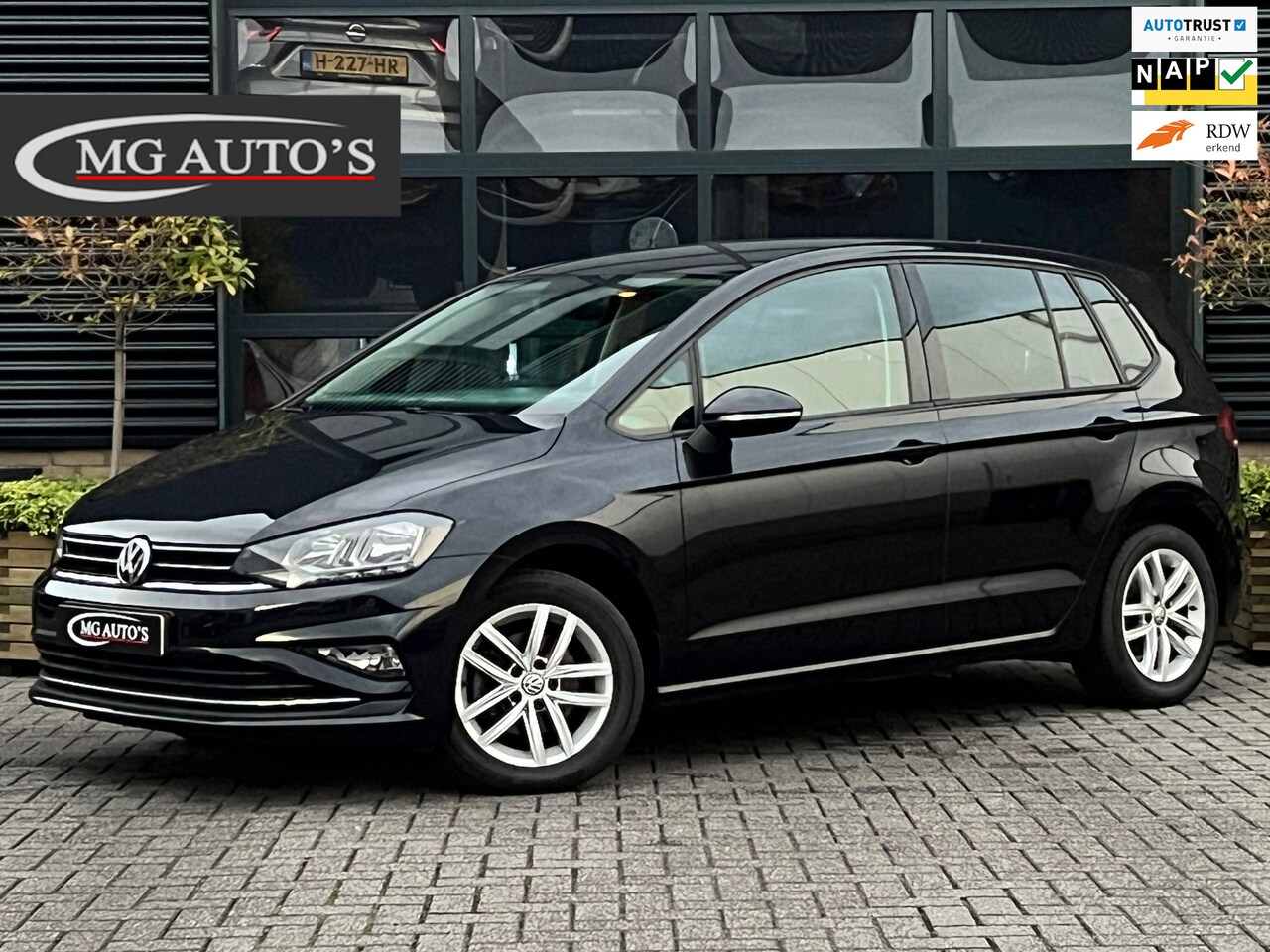 Volkswagen Golf Sportsvan - 1.5 TSI ACT Comfortline | Stoelverwarming | Climate Control | 6 Versnellingen |PDC |Licht - AutoWereld.nl