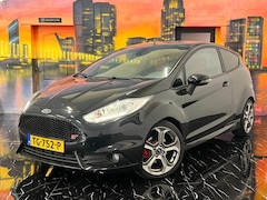 Ford Fiesta - 1.6 ST2 Stoelverwarming|Keyless