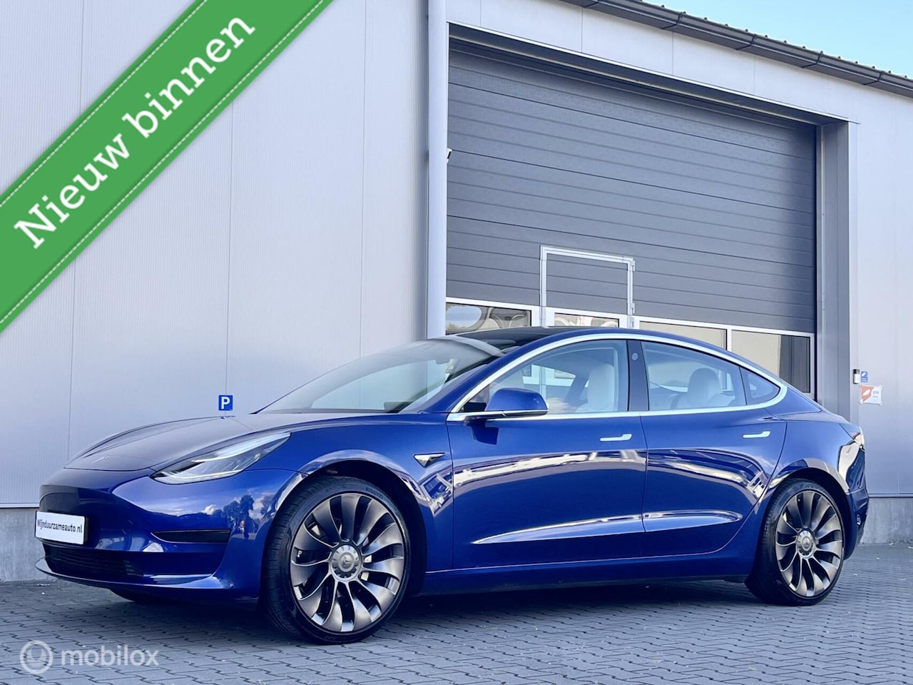 Tesla Model 3 - Standard Range 60 kWh - trekhaak - 20 inch - AutoWereld.nl