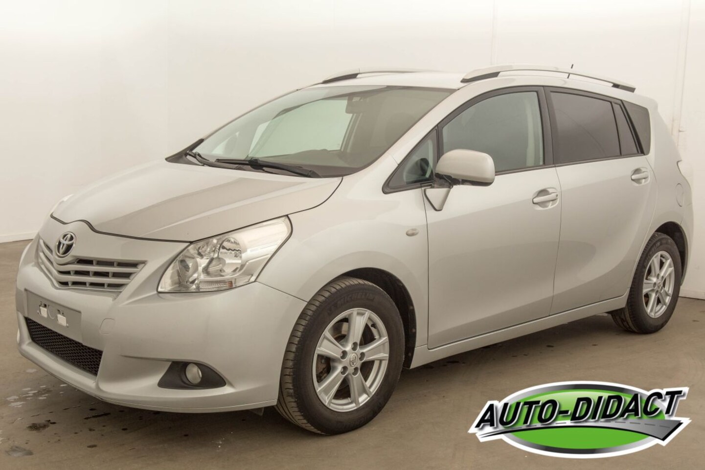 Toyota Verso - 2.0 Navi - AutoWereld.nl