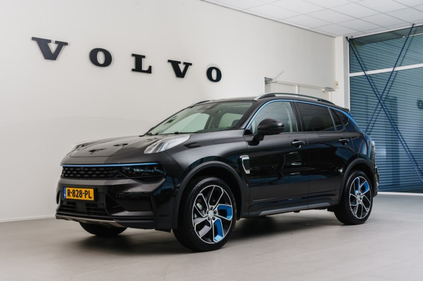 Lynk & Co 01 - 01 Plug-in Hybride - AutoWereld.nl