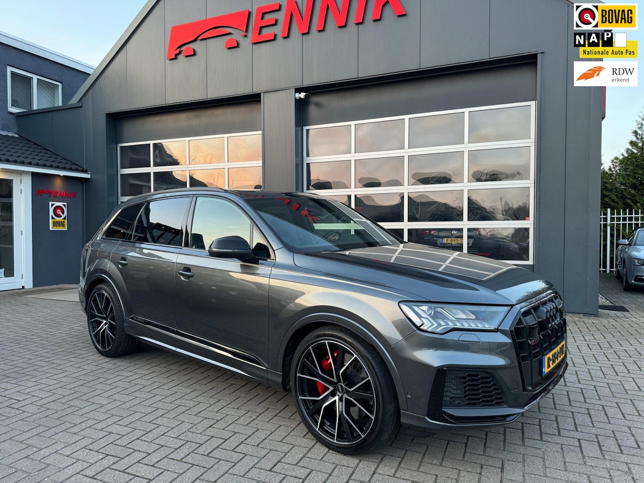 Audi Q7 SQ7 - 4.0 TFSI quattro 7p / Pano / Rs Zetels / Trekhaak / Garantie - AutoWereld.nl