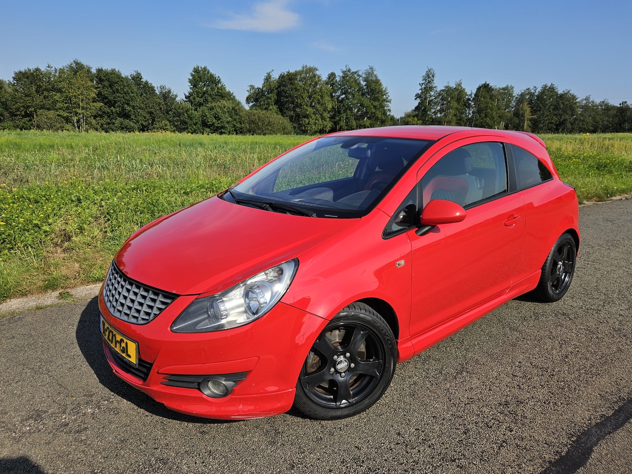 Opel Corsa - 1.6-16V T Color Edition 1.6-16V T Color Edition - AutoWereld.nl