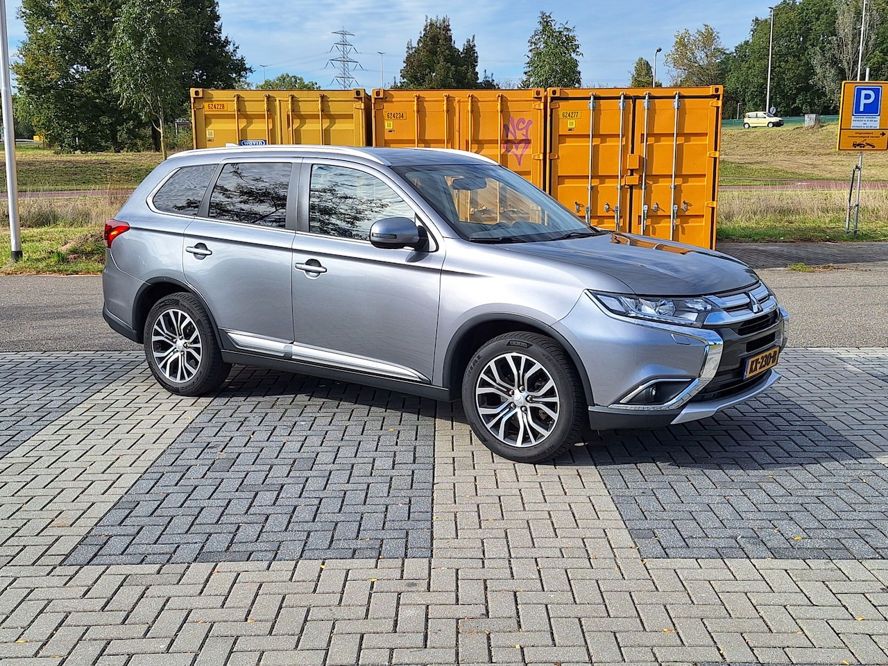 Mitsubishi Outlander - 2.0 Executive Edition - AutoWereld.nl