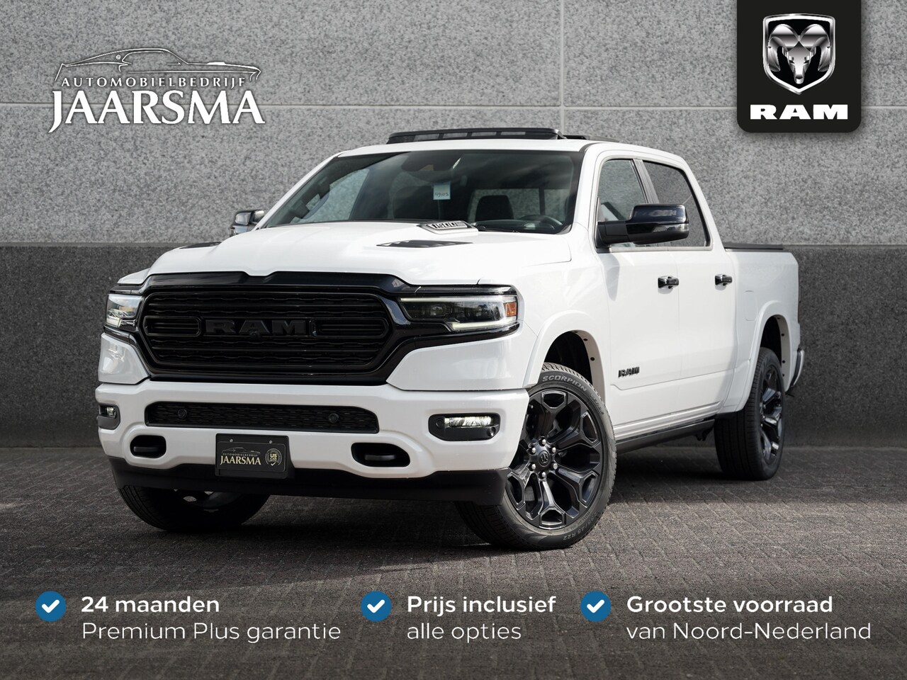 Dodge Ram 1500 - 5.7 V8 4x4 Crew Cab Limited Night |Digitaal Dashboard | Luchtvering| Head-Up Display | Rij - AutoWereld.nl