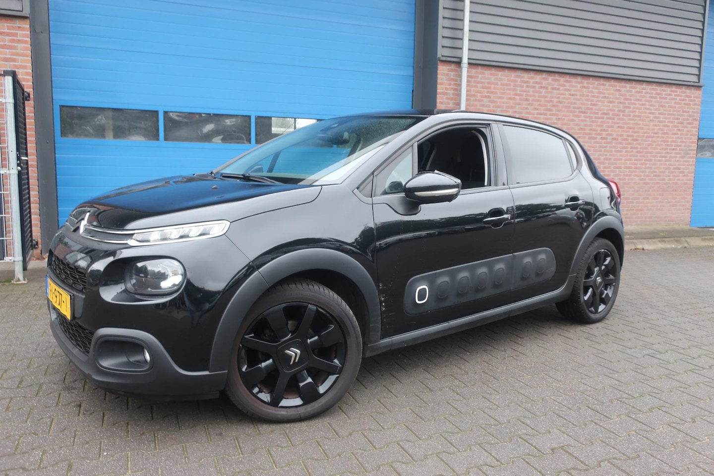 Citroën C3 - 1.2 PureTech Shine 1.2 PureTech Shine - AutoWereld.nl