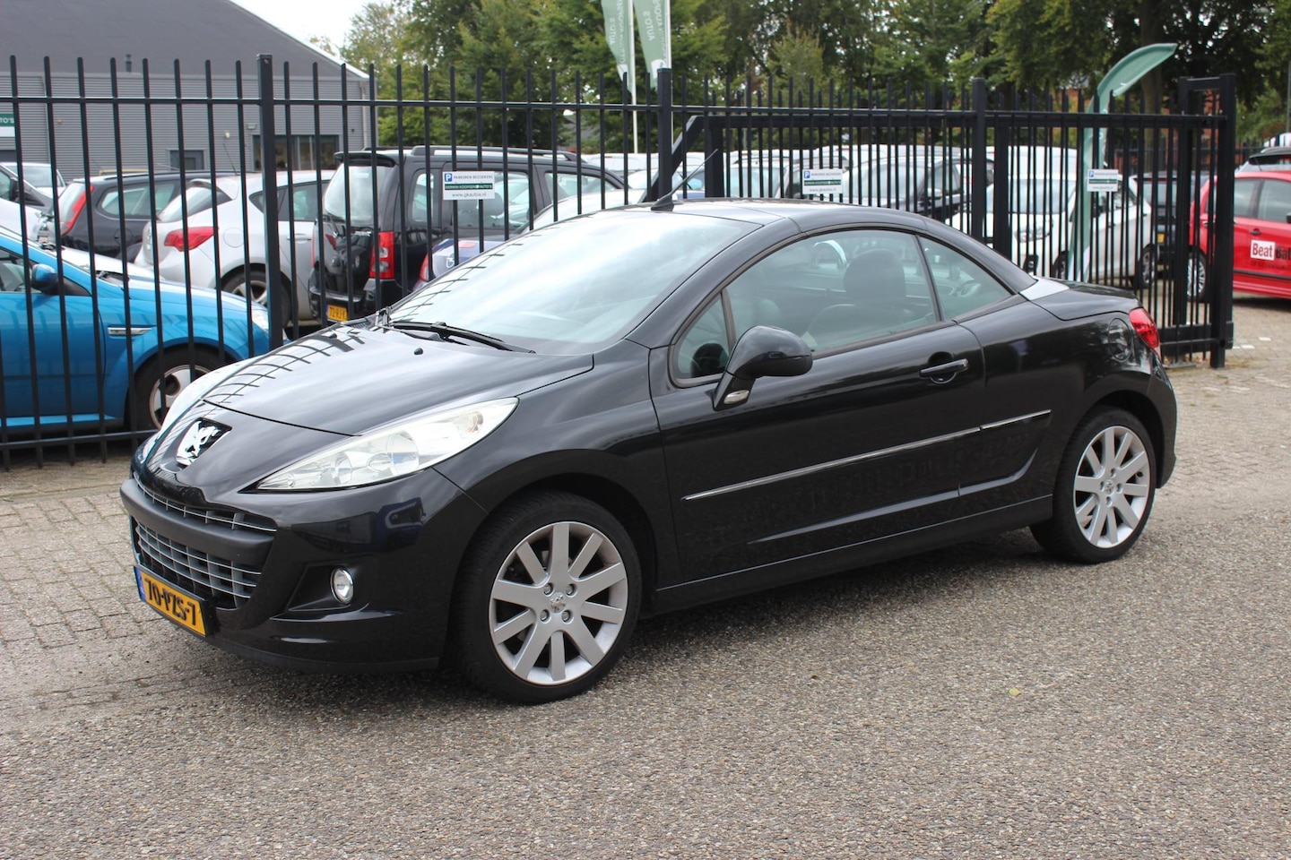 Peugeot 207 CC - 1.6 VTi Noir & Blanc, Airco/ECC! - AutoWereld.nl