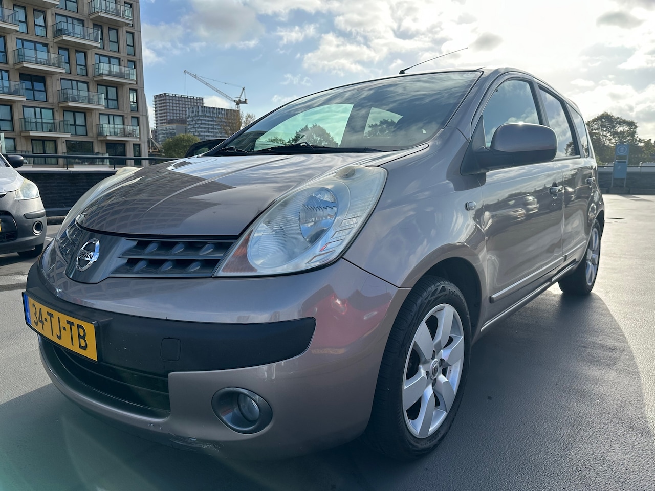 Nissan Note - 1.6 First Note AUTOMAAT Airco Carkit PDC LMV - AutoWereld.nl