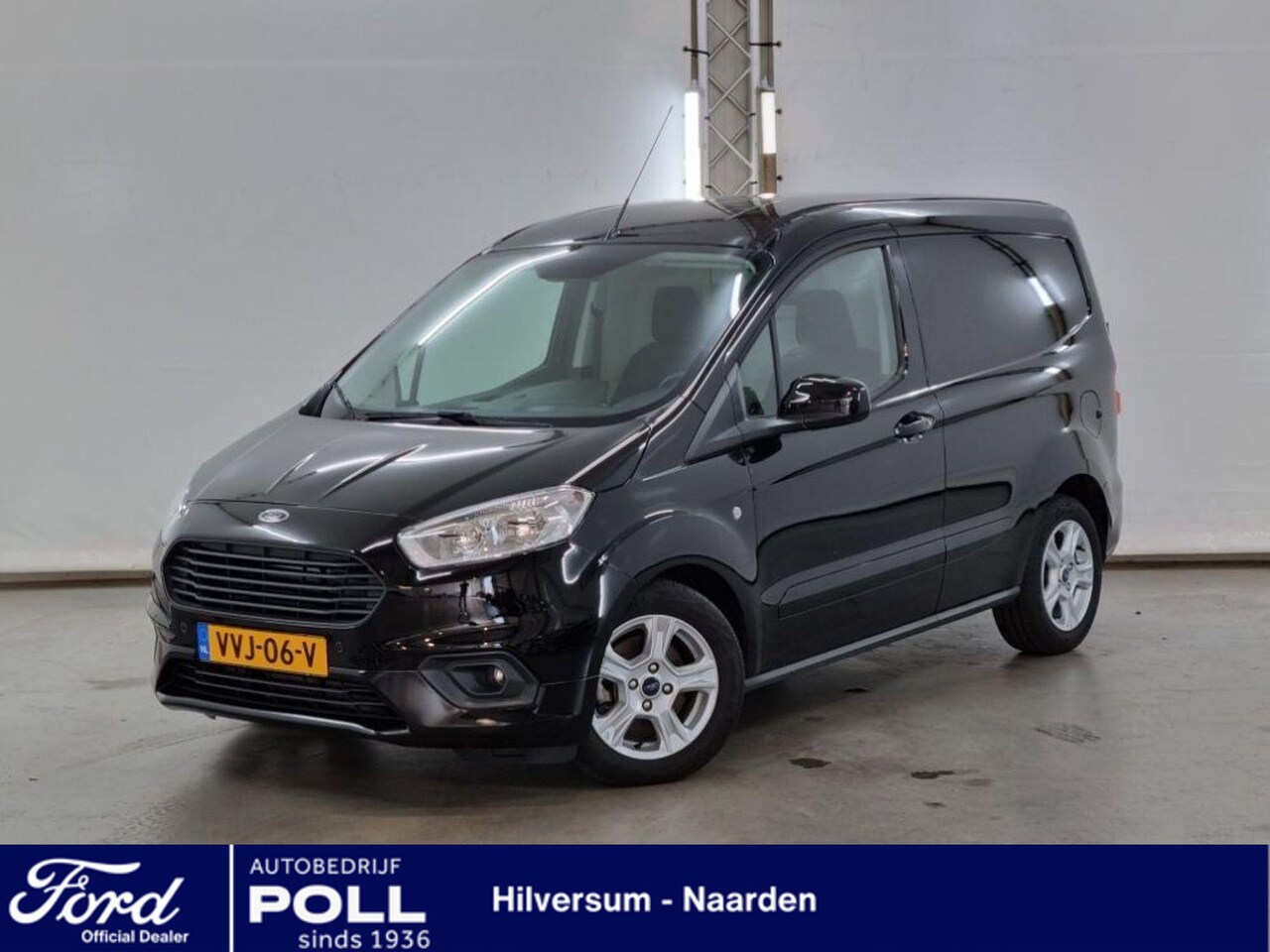 Ford Transit Courier - 1.5 TDCI 100pk Limited Full Options Navi Camera Climat Winter pack Cruise Parkeersensoren - AutoWereld.nl