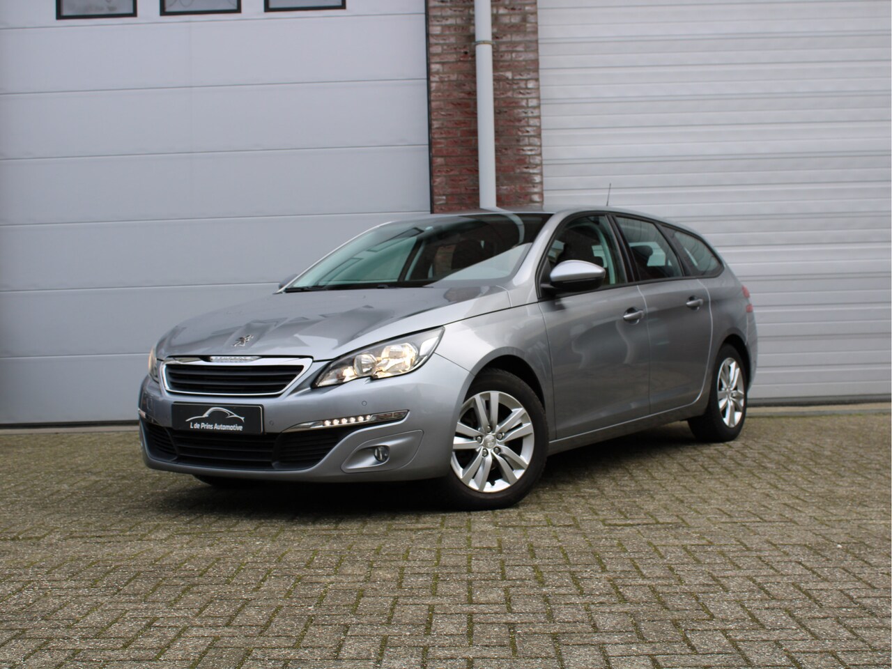 Peugeot 308 SW - 1.2 PureTech Style Distibutie vervangen/Garantie - AutoWereld.nl