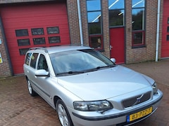 Volvo V70 - 2.4 T AWD Gtr. C.L