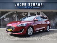 Ford Focus Wagon - 1.5 EcoBoost Vignale Automaat / Leder / Navi / Panoramadak / Camera / Head-Up