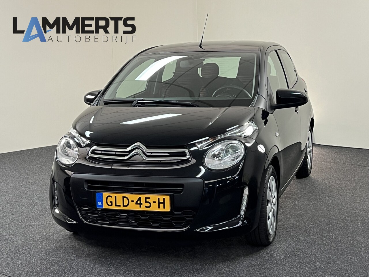 Citroën C1 - 1.0 VTi Shine Apple Car Play / Stoelverw. / Climate / Camera - AutoWereld.nl