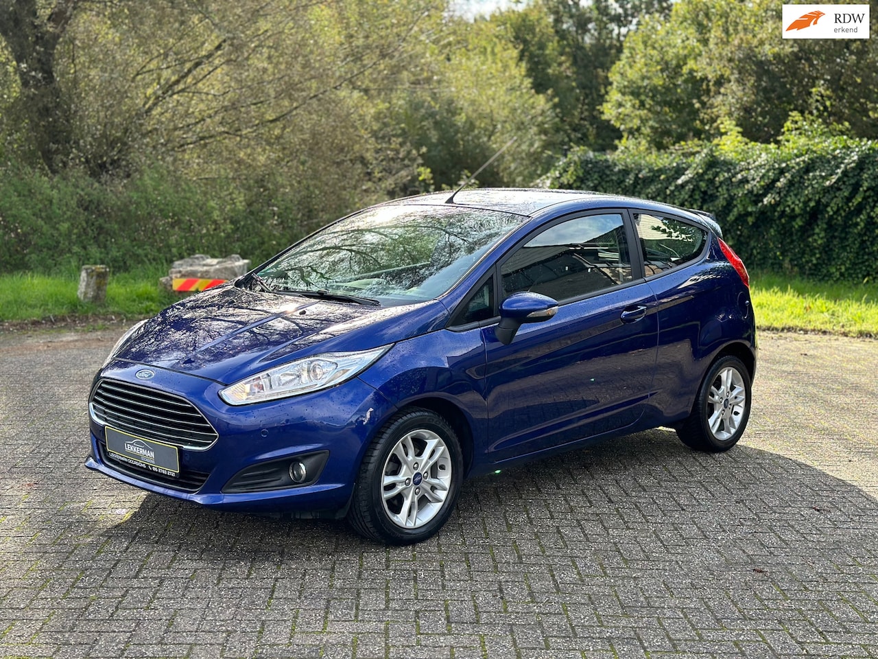 Ford Fiesta - 1.0 Titanium 1e EIG I PDC I COMPLEET DEALER I CLIMA - AutoWereld.nl